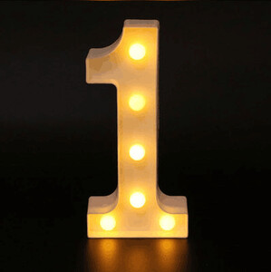 22 см светеща LED буква Нощна лампа 26 Английска азбука Номер Батерия Лампа Дивали Романтична сватбена украса Коледа.