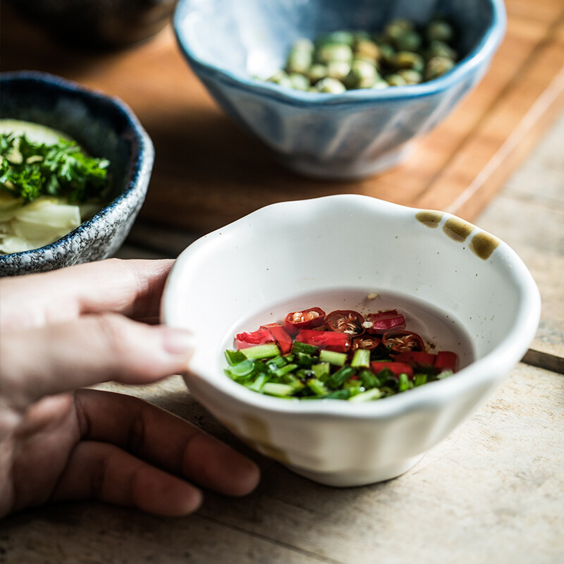 Японски домакински керамичен съд за подправки Творчески ръчно рисуван съд със соев сос и оцет Ястие с плодови закуски