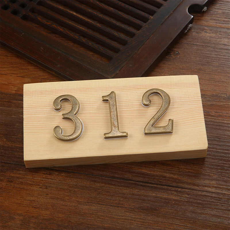 Bronzinės spalvos durų numeris su pagrindine lipniu namo numeriu Buto durų numeris, skirtas lauko viešbučio namų pašto dėžutės etiketei