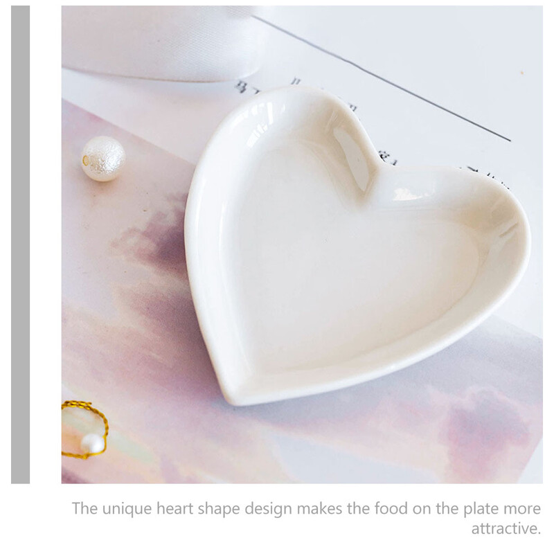 2бр. Бяла поднос за сервиране Керамични чинии за закуски Ястие за храна Керамични съдове във формата на сърце Снек Десерт Маса за хранене Чиния за боклук