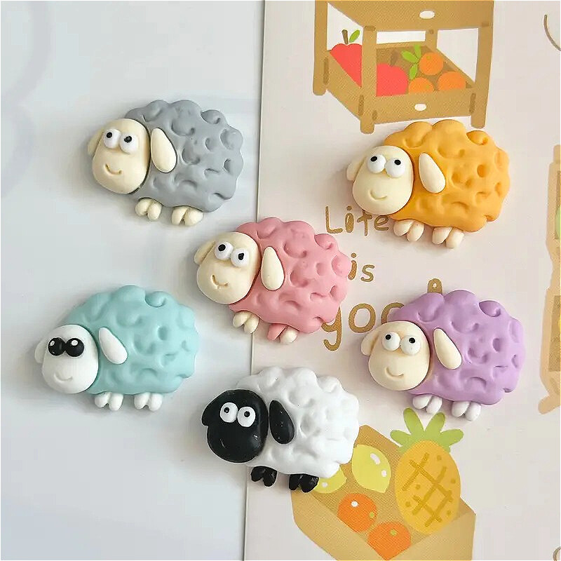 PYLV 6Pc Карикатура Магнит за хладилник Смола Овца Личност Магнити за хладилник Бяла дъска Фото съобщение Стикер за декорация на дома