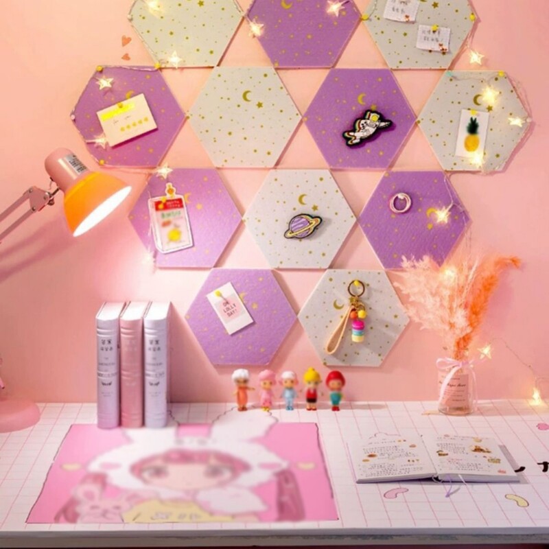 Šešiakampės veltinio lentos plytelės Biuletenis Atmintinė Nuotrauka Kamštinės lentos Lipnios lentos su smeigtukais įspėjimas Pranešimas Lipni nuotrauka ekranas Sienų dekoras