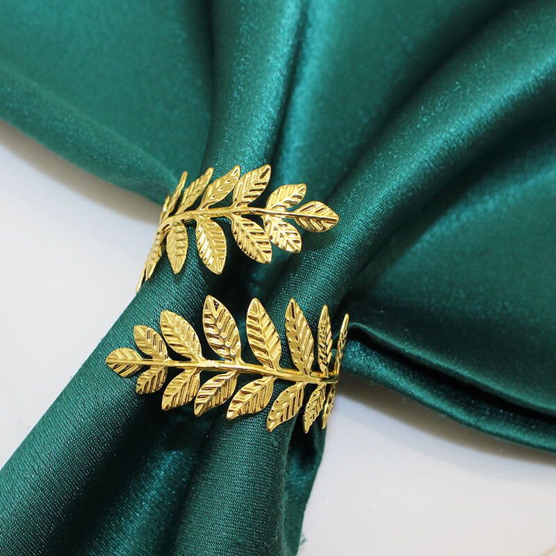 6 бр. Златен пръстен за салфетки Моден обикновен държач за салфетки Метални катарами за салфетки за Коледа Аксесоари за декорация на маса за сватбено тържество