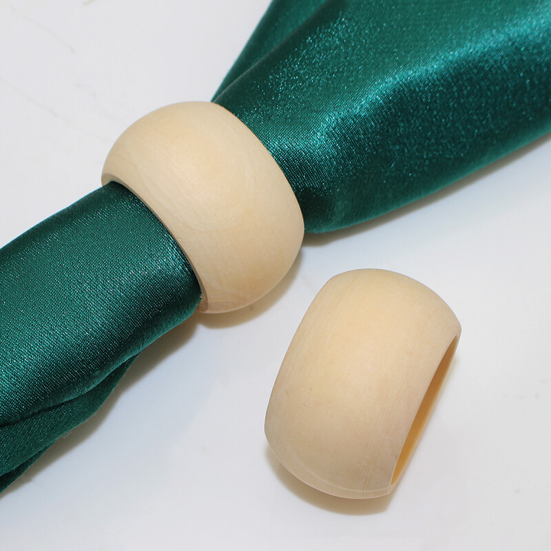 4 tk Puidust salvrätikurõngas ümmargune puidust salvrätikuhoidja pulmapidude jaoks Sügisene lihavõttepühade jõululauakaunistus HB222