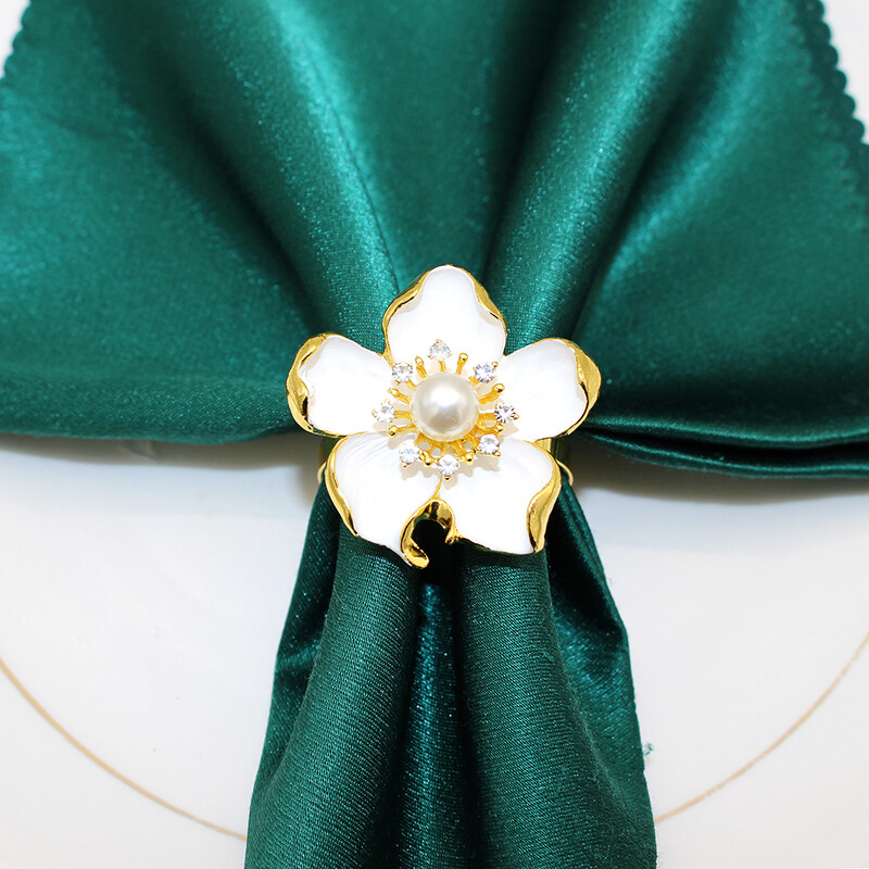 6kom bijelih cvjetnih prstenova za salvete Biserni držač za salvete za Majčin dan Vjenčanje Banket Kućna zabava Kuhinja Dekoracija blagovaonskog stola