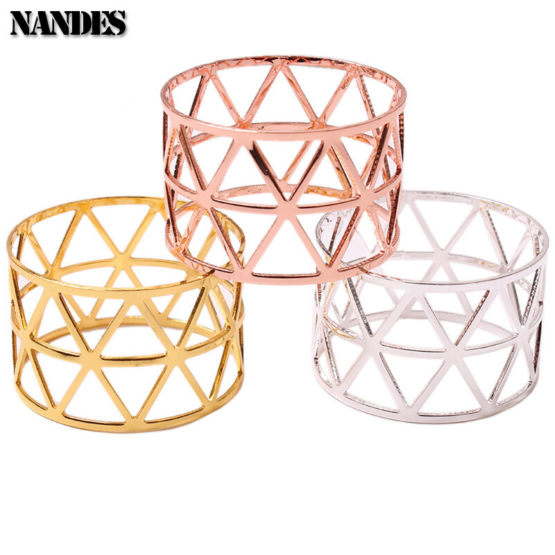 6PCS Držač prstenova za salvete s izdubljenim trokutastim držačem za prstenove za salvete za vjenčanje, banket, večeru, ukrase za stol za večeru