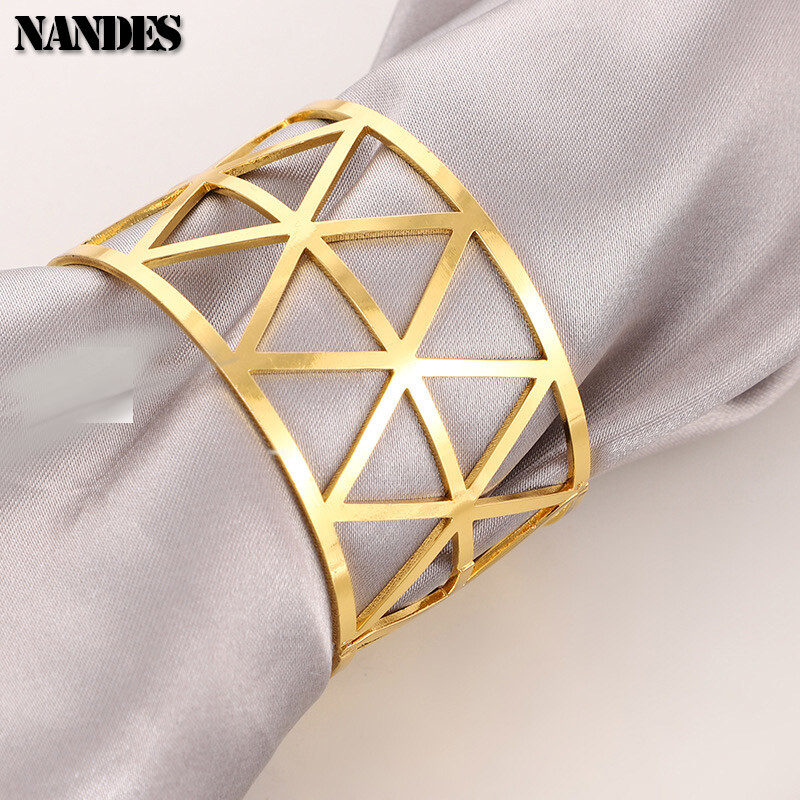 6PCS Držač prstenova za salvete s izdubljenim trokutastim držačem za prstenove za salvete za vjenčanje, banket, večeru, ukrase za stol za večeru