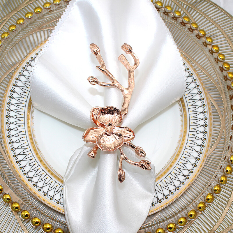 6kom prstenova za salvete od ružičastog zlata Metalni držač za salvete u obliku cvijeta šljive Božićne kopče za salvete za dekoraciju blagovaonice za vjenčanja