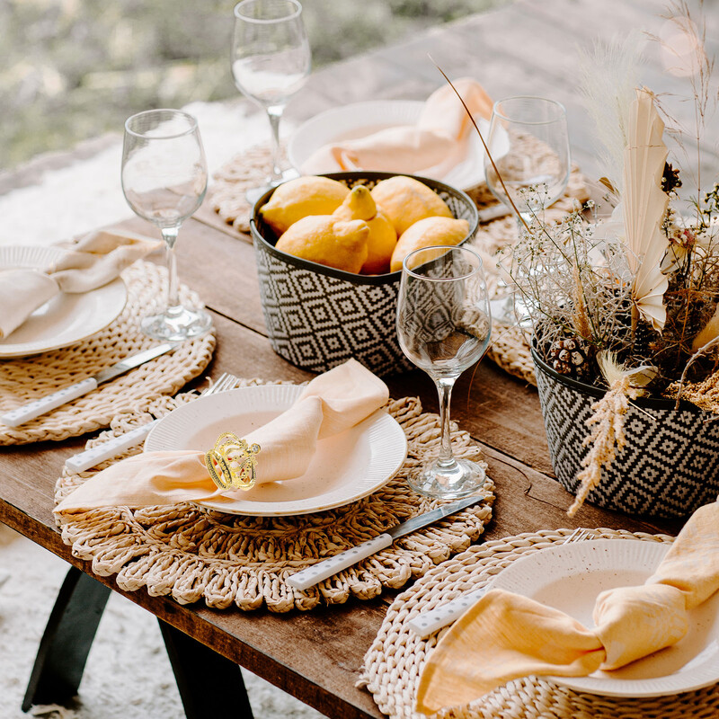 4 бр. Златни модни пръстени за салфетки Блестящи катарами за салфетки с форма на корона Поставки за салфетки Декорация за сервиране на маса за хранене