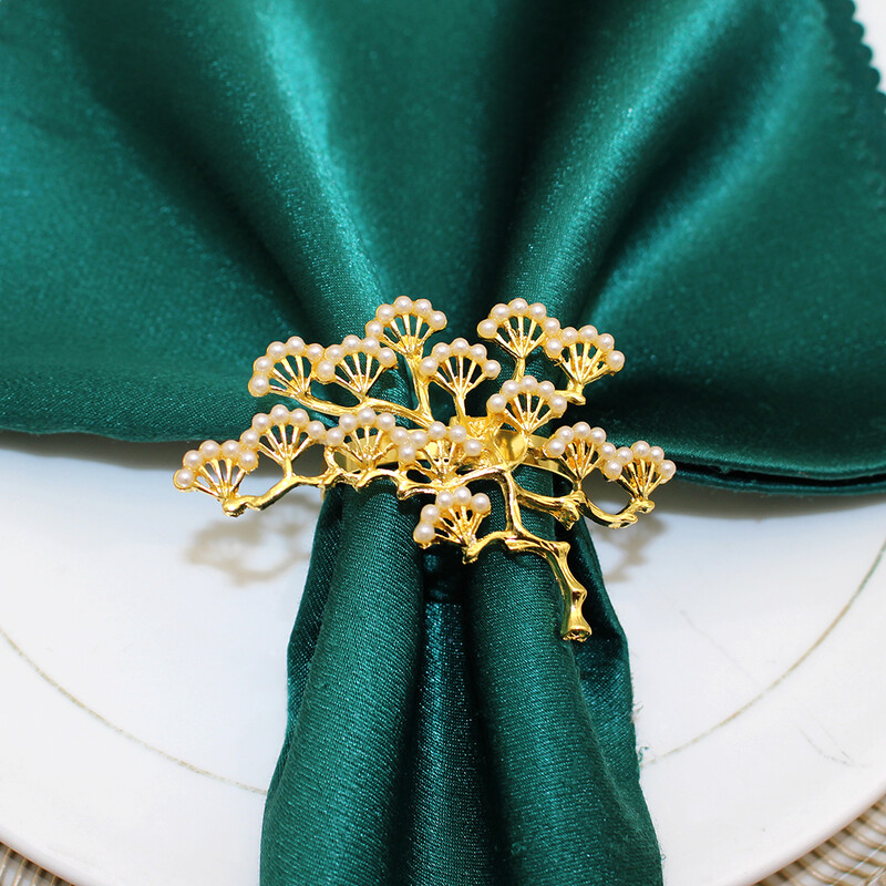 4kom božićni bor prstenovi za salvete Metalni biserni držač za salvete za božićni vjenčani banket DIY blagdanski pribor Dekorativni stol