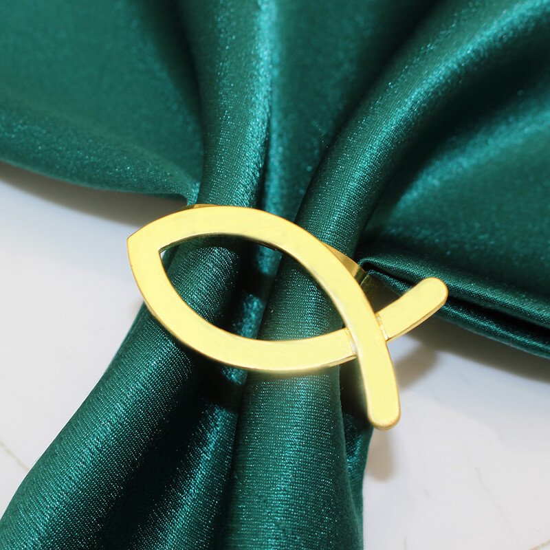 8Gb Zelta salvešu gredzeni Sudraba krusta zivs formas salvešu turētājs Jesus Christian salvešu gredzeni pirmās Komūnijas ballītes galda dekorēšanai