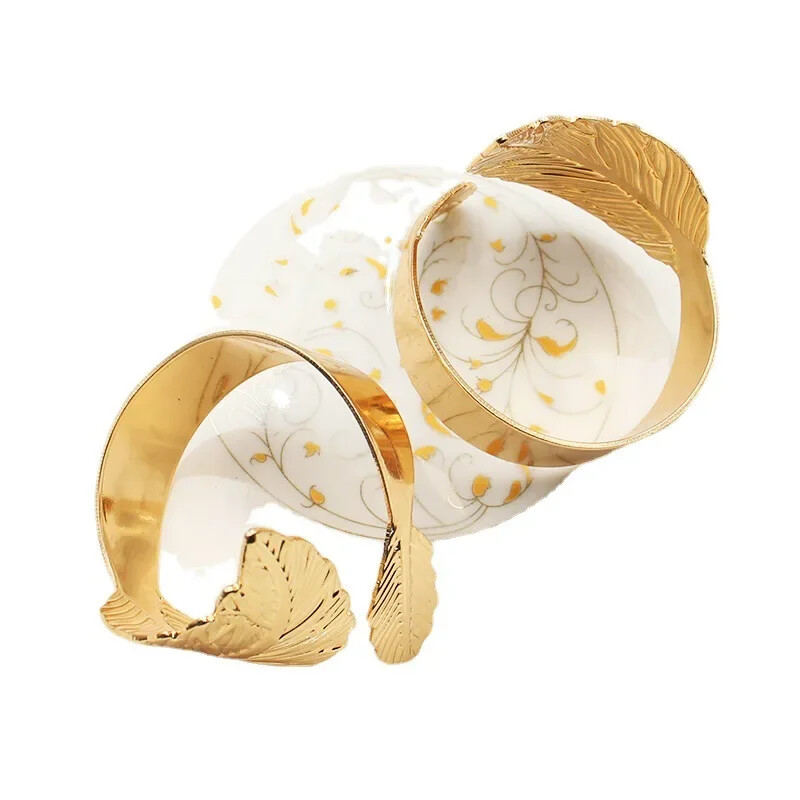 6 бр. Пръстени за салфетки от матови златни листа Листа Пръстени за държачи за салфетки за Деня на благодарността Сватба Коледна украса на маса за хранене