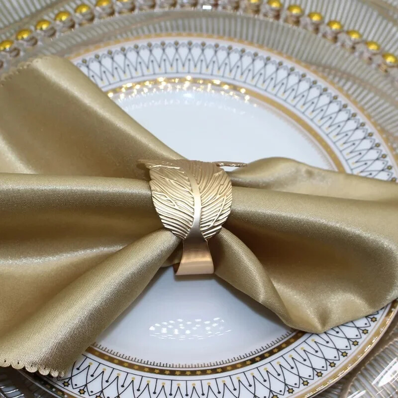 6 бр. Пръстени за салфетки от матови златни листа Листа Пръстени за държачи за салфетки за Деня на благодарността Сватба Коледна украса на маса за хранене