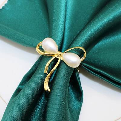 6 ks krúžkov na obrúsky s mašľou a držiakom na obrúsky s prackami na obrúsky na Vianoce, Valentína, Svadobnú hostinu, Dekoráciu stola