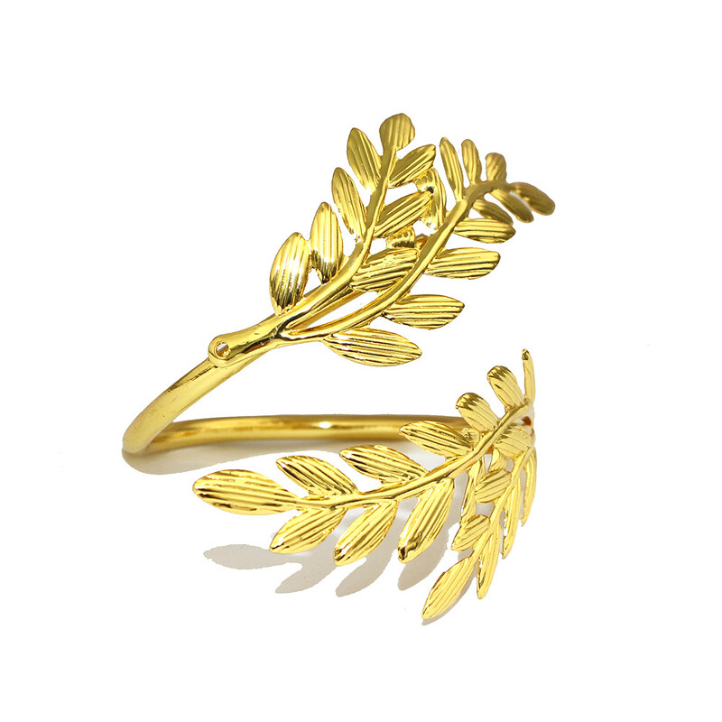 Kuldne nisu salvrätikurõngad metallist lehtedest salvrätikuhoidja lõikuspeo sügise tänupüha pulmapeo õhtusöögilaua kaunistamiseks