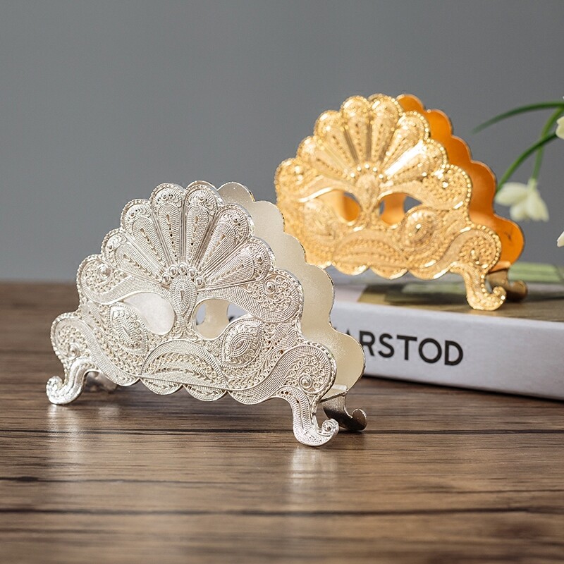 Европейски стил на маса Държач за салфетки Поставка за салфетки Метални художествени занаяти Декорация на дома Хотел Ресторант Десктоп Кафе Орнаменти Подарък