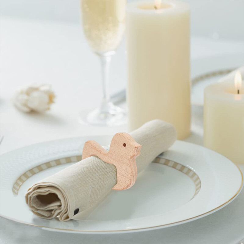 Kreativni ručno izrađeni prsten za salvete sa crtanim životinjama od bukovog drveta