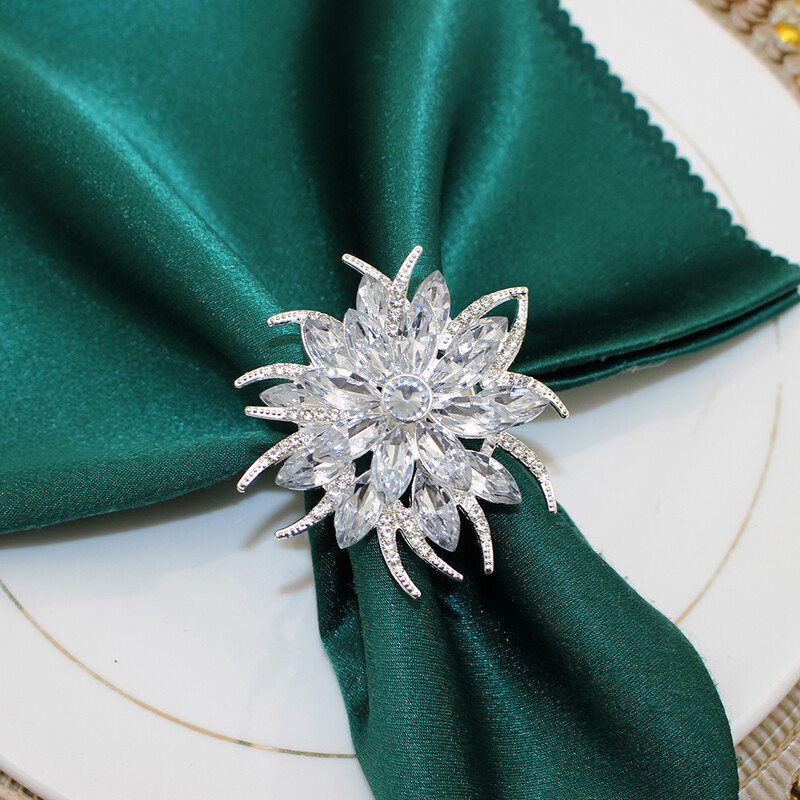 6Pcs Cvjetni prstenovi za salvete s kristalnim cvijetom Držači kopči za salvete za vjenčanje, blagdanske zabave Dekor stola Božićni dar