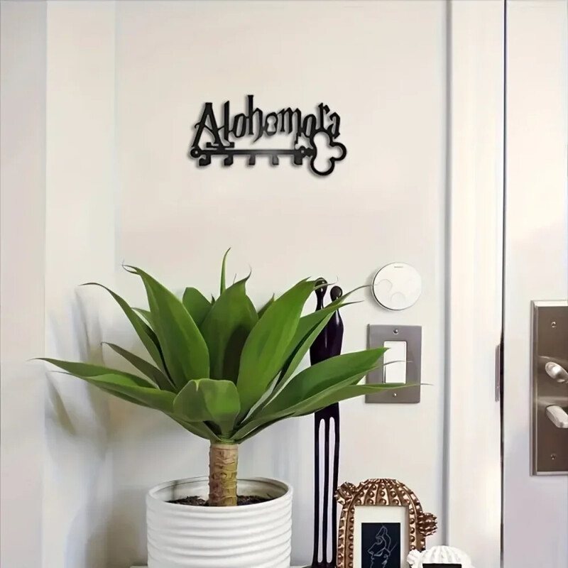 Zidni držač ključeva Moderan metalni zidni držač ključeva: montirana ljepljiva vješalica i organizator za sve vaše potrepštine, zidne kuke