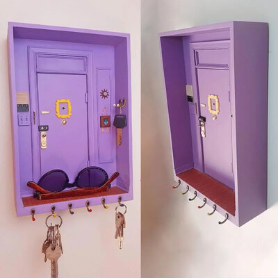 TV Friends Same Style Door Key Hook Shelf Лилава входна врата Monica`s Door Frame Стенен органайзер Декорация за любителите на телевизионни предавания