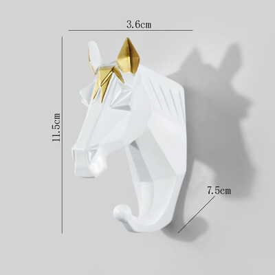 Mūsdienu brieža galva, dzīvnieka āķis, piekarināms apģērbs, cepure, šalle, atslēga, briežu ragi, pakaramais, sienas degunradžu rags.