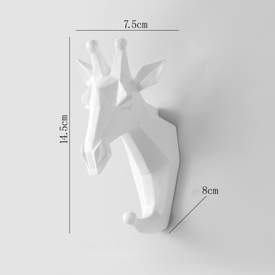 Mūsdienu brieža galva, dzīvnieka āķis, piekarināms apģērbs, cepure, šalle, atslēga, briežu ragi, pakaramais, sienas degunradžu rags.