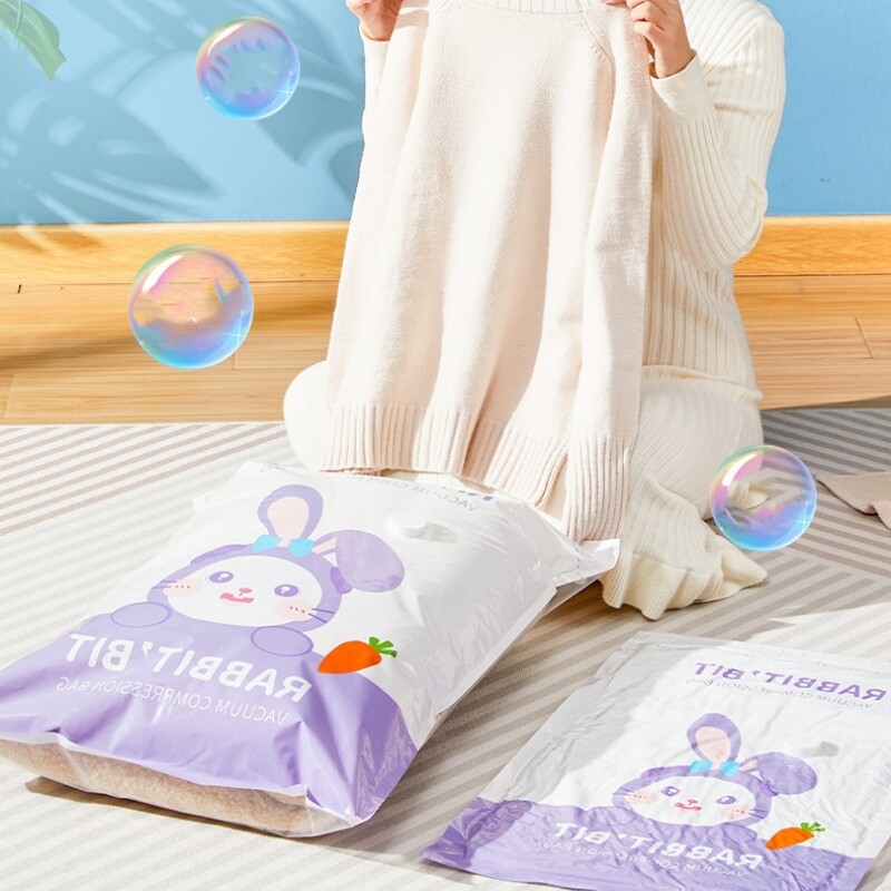 Višekratna vakuumska vrećica i navlaka za pumpu za odjeću. Velika kompresirana plastična prazna vrećica. Spremnik za pohranu pribora za putovanja.