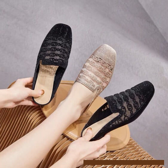 Baotou mrežaste papuče Žensko ljeto 2024. Novi stil Gornja odjeća na debelu petu Udobne i moderne šuplje prozračne sandale s kristalima