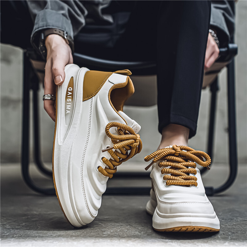 Nove muške sportske cipele za slobodno vrijeme, moderne i svestrane, niske trendi muške cipele, bijele cipele s debelim potplatom, prikladne za sportske cipele na otvorenom