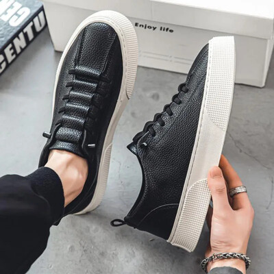 Бели маратонки за мъже Пролетна мода 2024 г. Ежедневни мъжки спортни обувки с връзки и кръгли пръсти, плоски мъжки обувки за бягане Zapatillas Deportivas Hombre