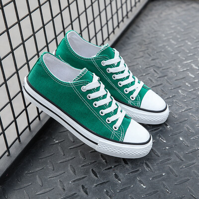 Pantofi de pânză pentru petrecere a timpului liber Pantofi Pantofi plati la modă 2024 Respirabili cu șireturi Atletic Ajutor scăzut Cuplu Pantofi de bord din pânză