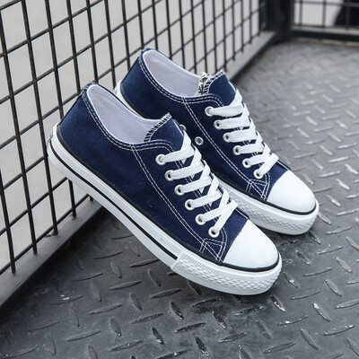 Pantofi de pânză pentru petrecere a timpului liber Pantofi Pantofi plati la modă 2024 Respirabili cu șireturi Atletic Ajutor scăzut Cuplu Pantofi de bord din pânză