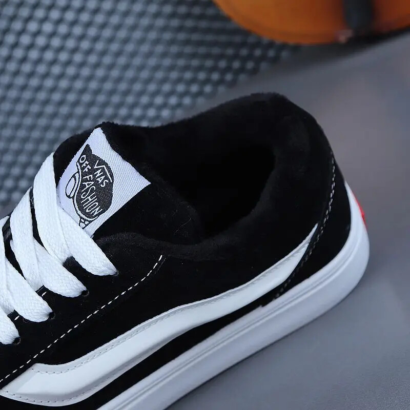 2025 de pantofi de pânză noi, care se potrivesc cu culorile, pantofii sport casual sunt la modă și confortabili, cu aceiași pantofi de studenți pentru bărbați și