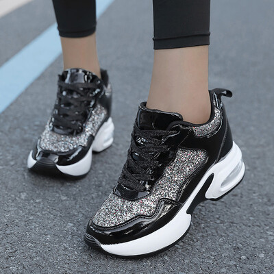 Ženska svjetlucava sportska obuća za povećanje visine blokirana bojom je prozračna, udobna, koja apsorbira udarce i ležerna sportska obuća