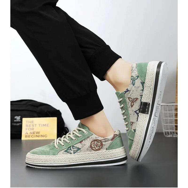 2024 Muške platnene cipele Muške vanjske trendi Tenisice za sve kombinacije Ručno izrađena tkanina Prozračne vulkanizirane cipele Udobne ravne cipele