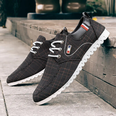 Мъжки платнени обувки Удобни вулканизирани обувки Ежедневни плоски обувки на открито 2023 Нови леки обувки за ходене Zapatillas De Hombre