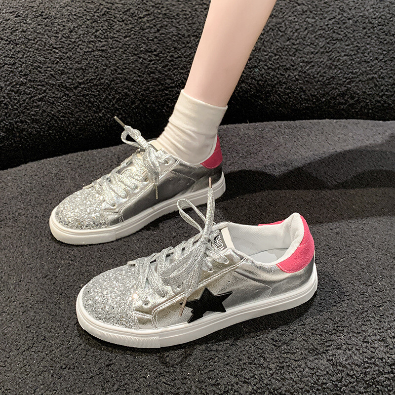 2024. Nove šljokičaste svjetlucave srebrne retro zvijezde za par Stare prljave ženske male bijele cipele Modne i trendi cipele