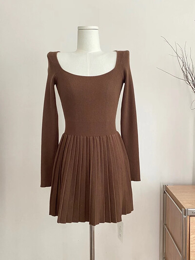 Francuska elegancija Jednobojna vilinska pletena haljina s četvrtastim ovratnikom Modna jednodijelna haljina iz 2000-ih Estetika od kašmira Slatka svečana prigoda