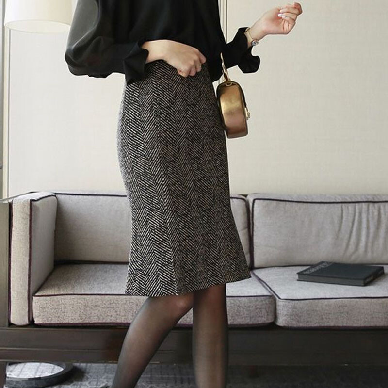 Nova jesenska i zimska modna vunena mala mirisna suknja visokog struka s podijeljenim svestranim zapadnjačkim stilom, uska suknja s omotom oko bokova