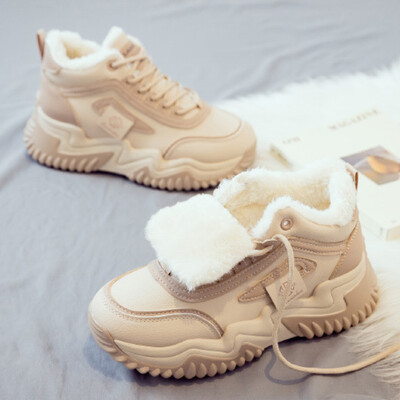 Ženske pamučne čizme Daily 2024 Zimske nove plišane tople pamučne cipele Debeli potplati Visoke ležerne sportske vulkanizirane cipele
