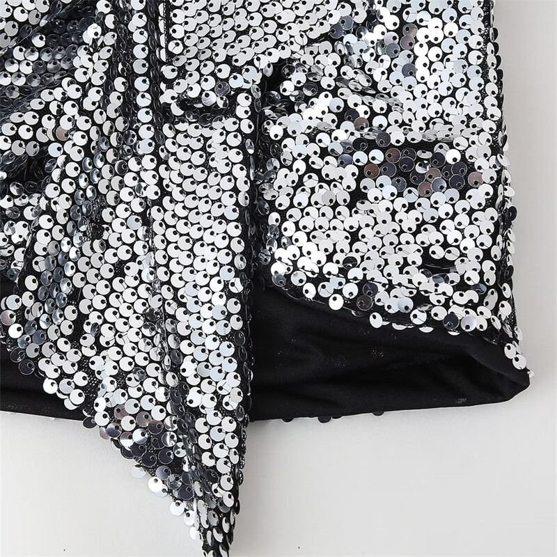 În vara anului 2024, noua geantă de șold pentru femei cu paiete este la modă, subțire, șic și elegantă. suprafusta