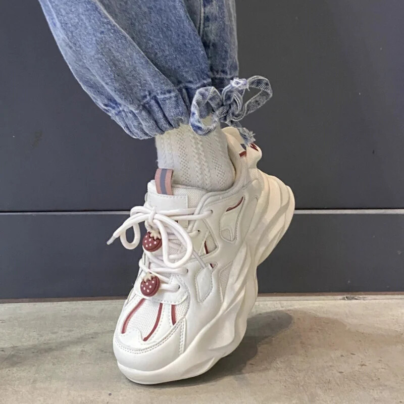 Pantofi vulcanizati Kawaii cu căpșuni pentru femei 2023, cu platformă nouă, la modă coreeană, pantofi cu talpă groasă, Tenis Mujer, cu șireturi