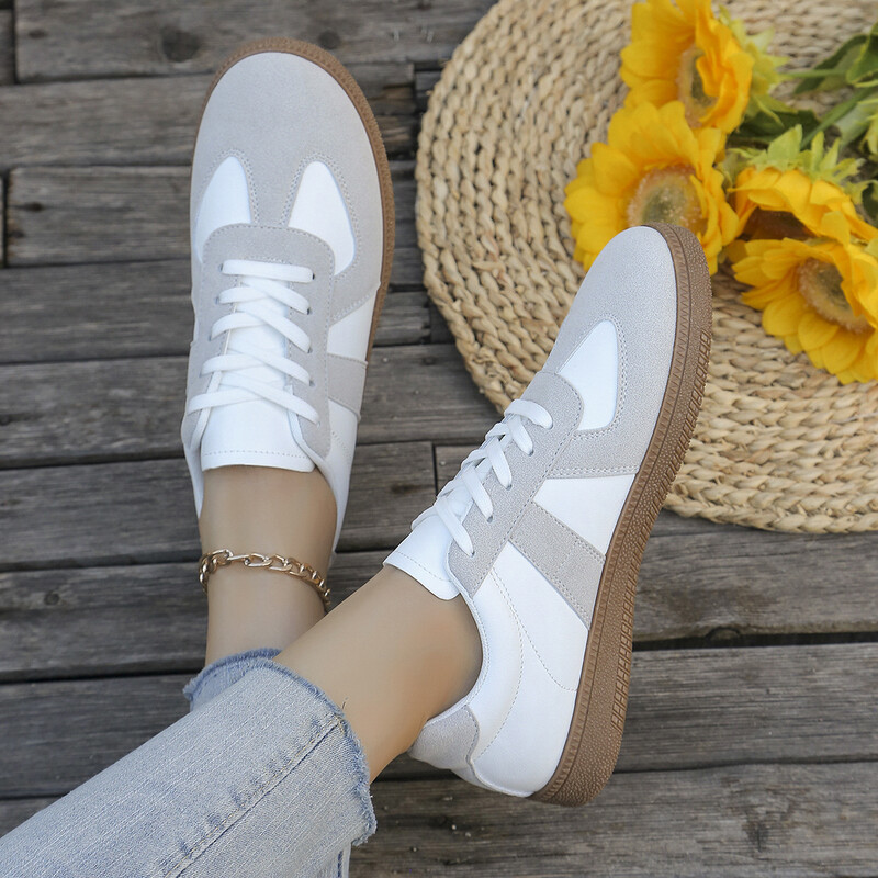 Nova moderna ženska obuća Udobna sportska obuća Proljetne i jesenske ravne bijele ženske cipele velike veličine