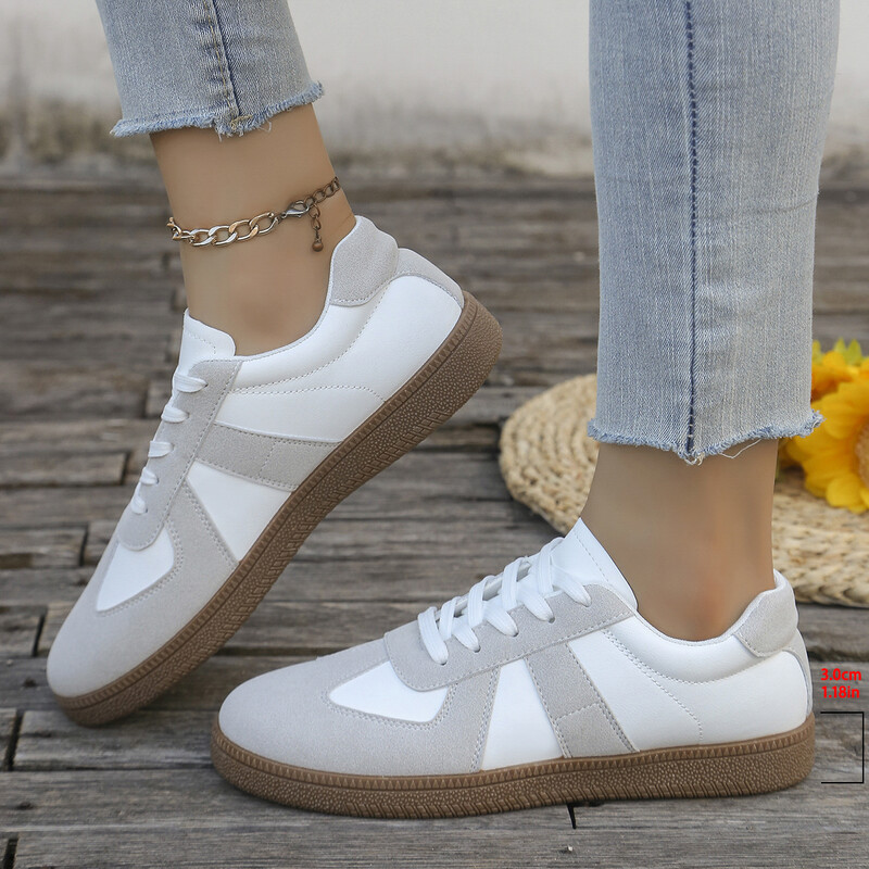 Nova moderna ženska obuća Udobna sportska obuća Proljetne i jesenske ravne bijele ženske cipele velike veličine