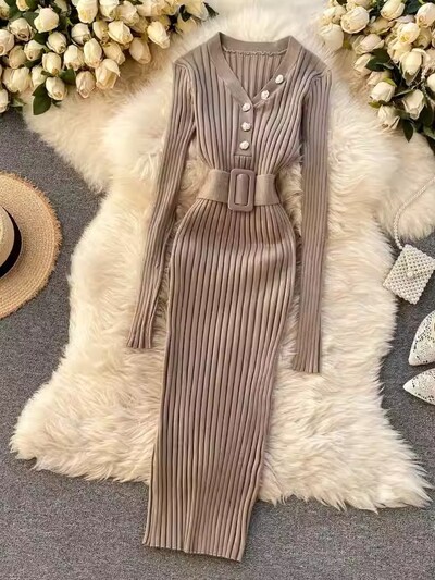 YuooMuoo 2024 Jesen Zima Pletena džemper haljina s V izrezom s remenom Chic modna uska elastična rebrasta haljina uz kroj Lady Vestidos