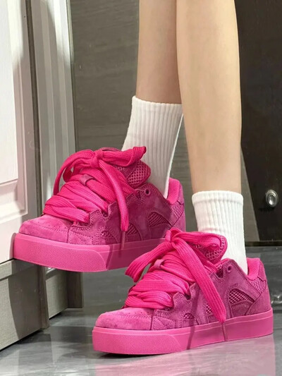 2024 New Dragon Fruit Culoare Letter Talpă Pâine Pantofi Femei Nișă Retro Casual Pantofi American Heightening Sport Pantofi Populari