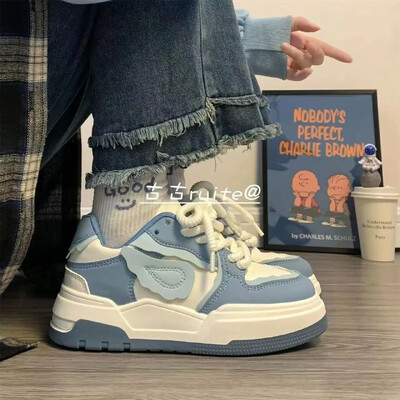 Platforma sporta balti apavi Modes, mežģīnes, ikdienišķas studentu sporta kurpes, sieviešu dizaineru dēlis, vulkanizēti apavi, 2024