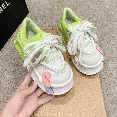 Kawaii biezs apakšas biskvīta kūka biezs apakšas sieviešu dēļu apavi Jaunas modes dēļu apavi gaišas krāsas neglīts lielas galvas sporta apavi