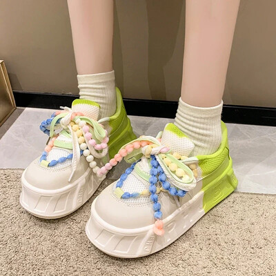 Kawaii biezs apakšas biskvīta kūka biezs apakšas sieviešu dēļu apavi Jaunas modes dēļu apavi gaišas krāsas neglīts lielas galvas sporta apavi