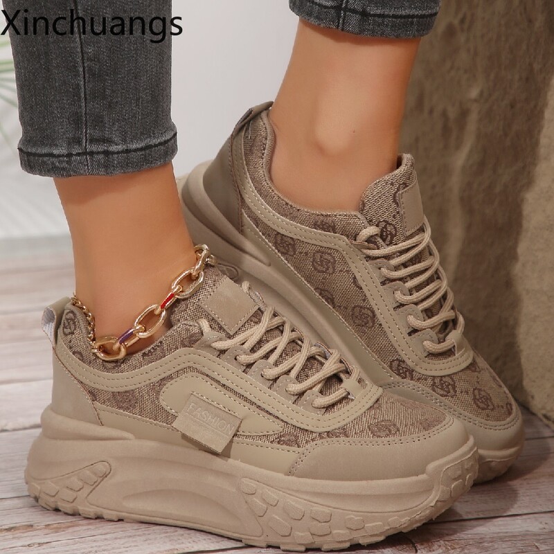 Jaunas sieviešu sporta kurpes Sieviešu modes elpojošas, šņorējamas sporta apavi platformas pastaigu dizaina apavi